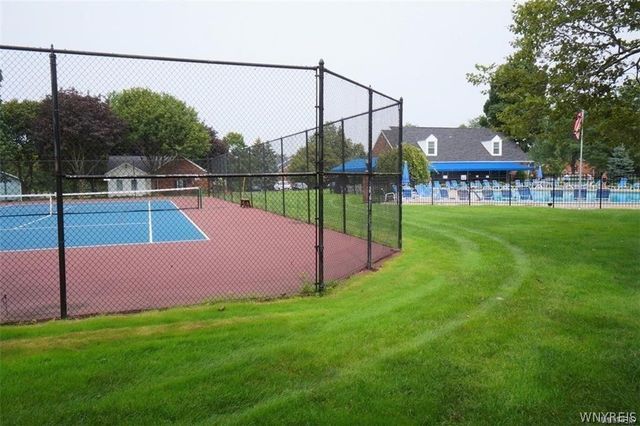60 Hamlin 4, Amherst, NY 14221