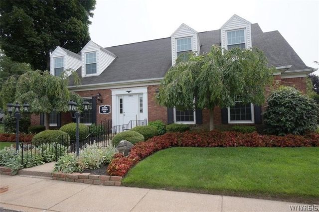 60 Hamlin 4, Amherst, NY 14221