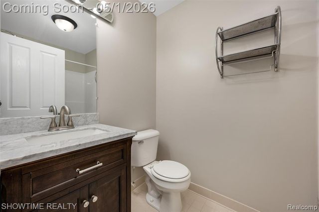 25394 Saint James, Southfield, MI 48075