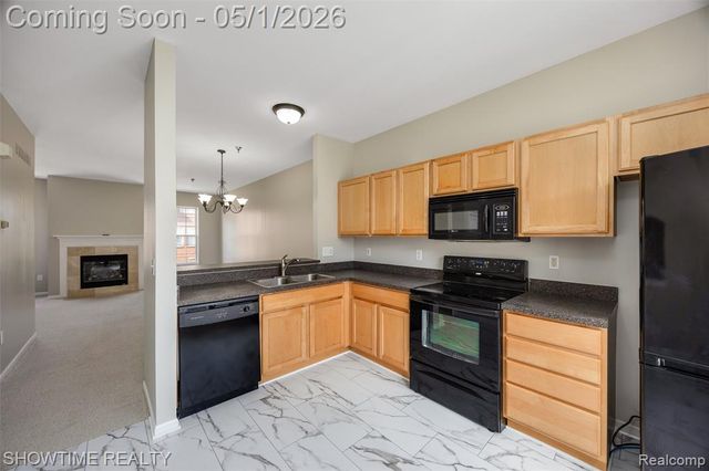 25394 Saint James, Southfield, MI 48075