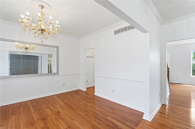 6088 Oak Ridge Drive, Huber Heights, OH 45424