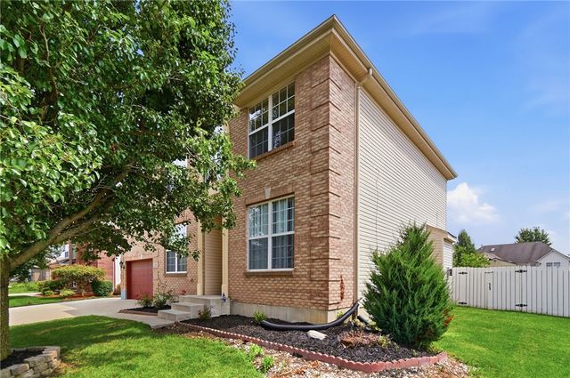 6088 Oak Ridge Drive, Huber Heights, OH 45424