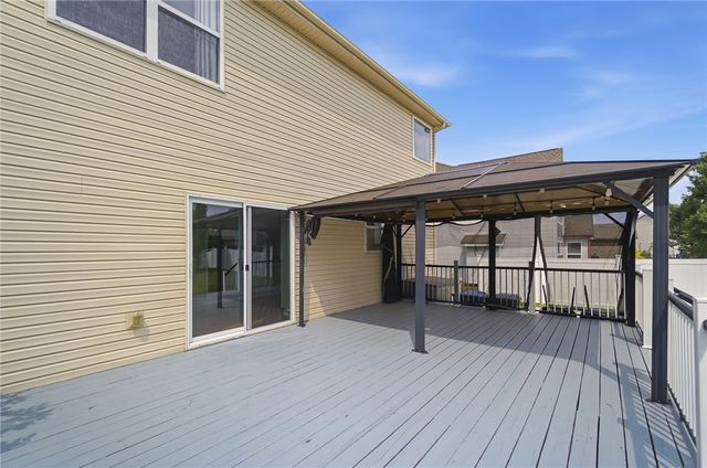 6088 Oak Ridge Drive, Huber Heights, OH 45424