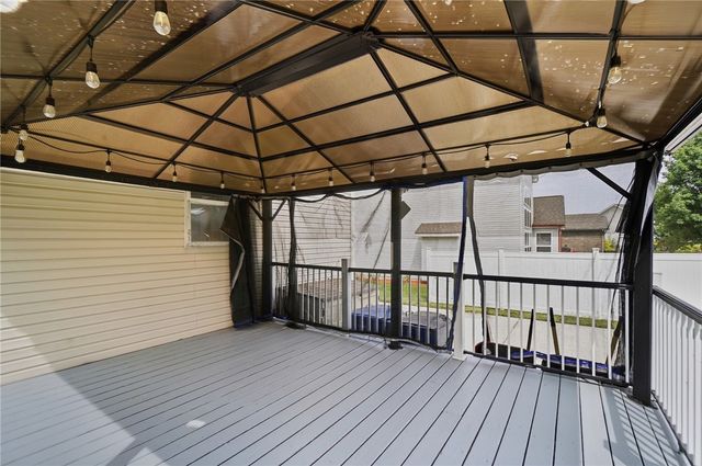 6088 Oak Ridge Drive, Huber Heights, OH 45424
