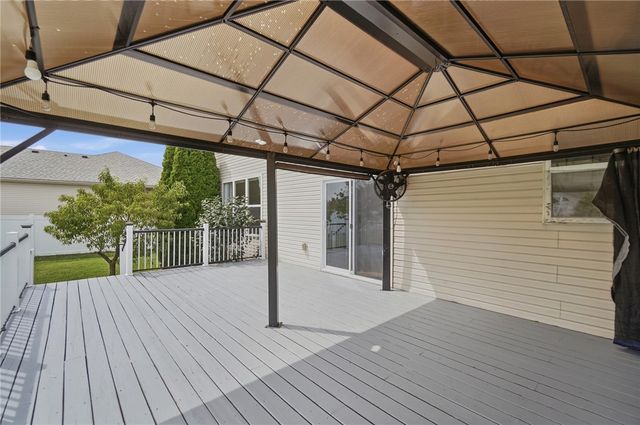 6088 Oak Ridge Drive, Huber Heights, OH 45424