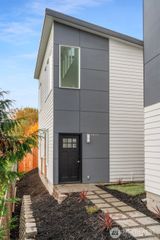 8610 37th Avenue S, Seattle, WA 98118