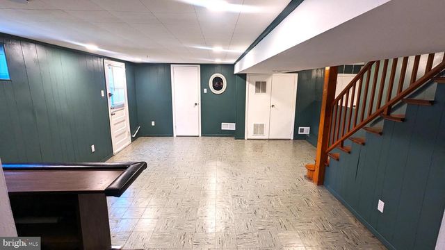 4906 WINTHROP ST, Oxon Hill, MD 20745