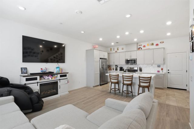 2044 BLUESTONE CIR., Chula Vista, CA 91913