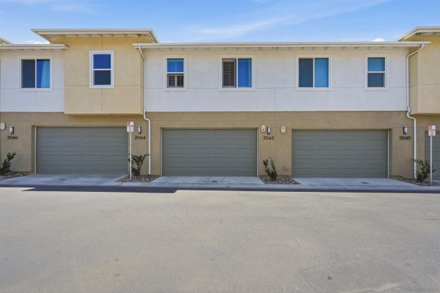 2044 BLUESTONE CIR., Chula Vista, CA 91913