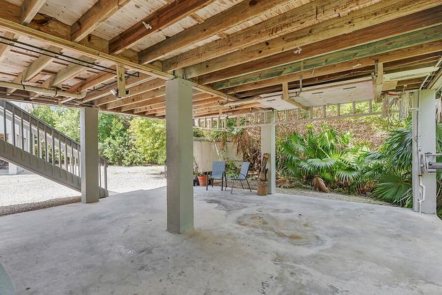 103 Stirrup Key Woods Road, Marathon, FL 33050