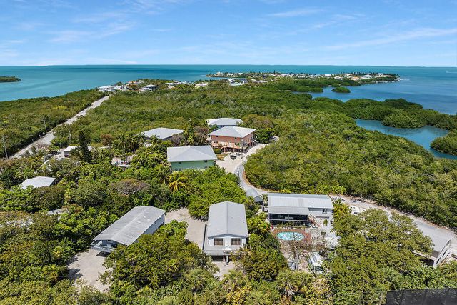 103 Stirrup Key Woods Road, Marathon, FL 33050