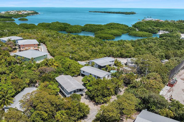 103 Stirrup Key Woods Road, Marathon, FL 33050