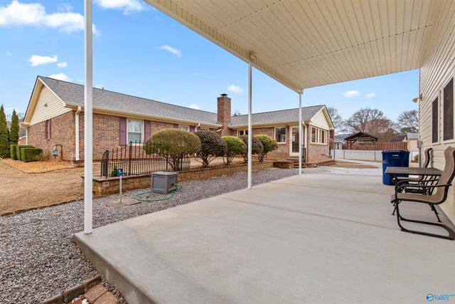 2209 Lugenia Drive, Huntsville, AL 35803