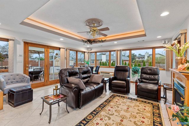 2209 Lugenia Drive, Huntsville, AL 35803