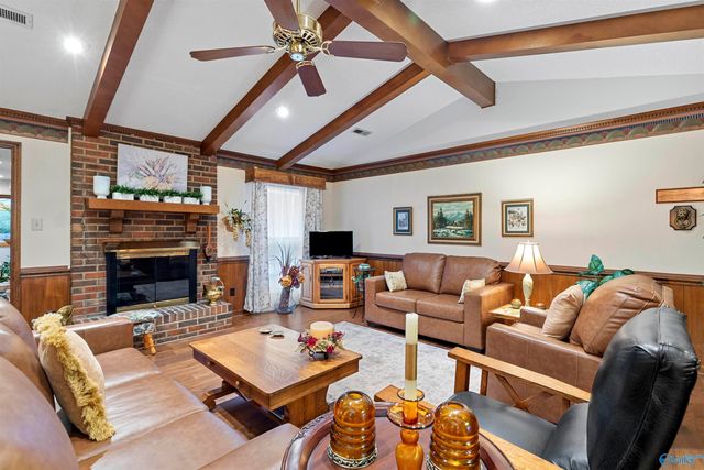 2209 Lugenia Drive, Huntsville, AL 35803