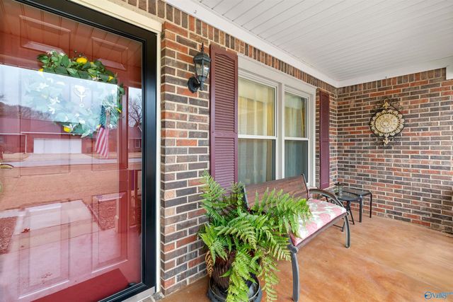 2209 Lugenia Drive, Huntsville, AL 35803