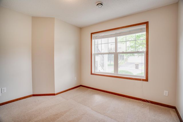 13229 Virginia Avenue S, Savage, MN 55378