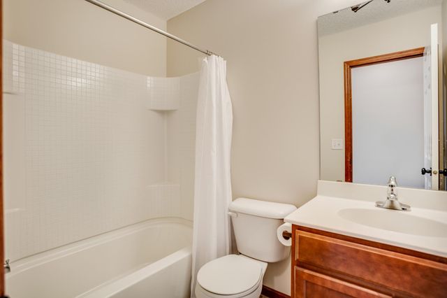 13229 Virginia Avenue S, Savage, MN 55378