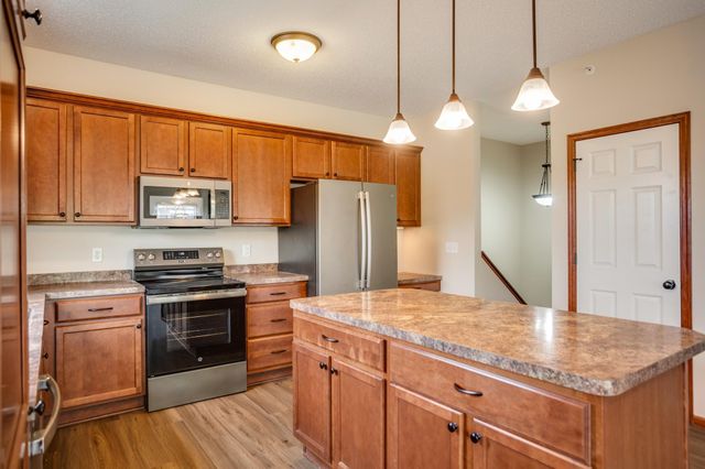 13229 Virginia Avenue S, Savage, MN 55378