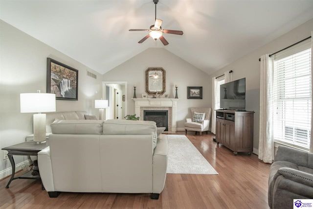 489 Lakeshore Parkway, Brandenburg, KY 40108