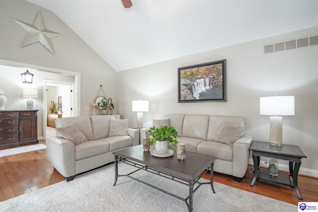 489 Lakeshore Parkway, Brandenburg, KY 40108