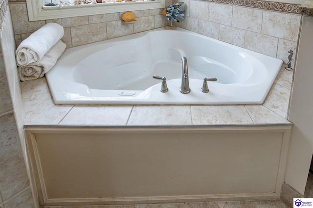 489 Lakeshore Parkway, Brandenburg, KY 40108