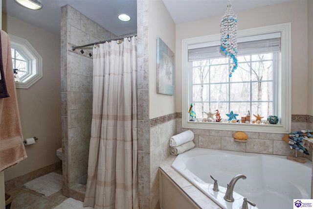 489 Lakeshore Parkway, Brandenburg, KY 40108