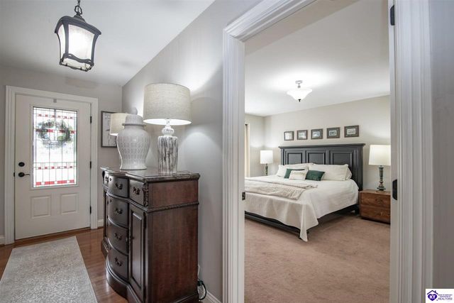 489 Lakeshore Parkway, Brandenburg, KY 40108