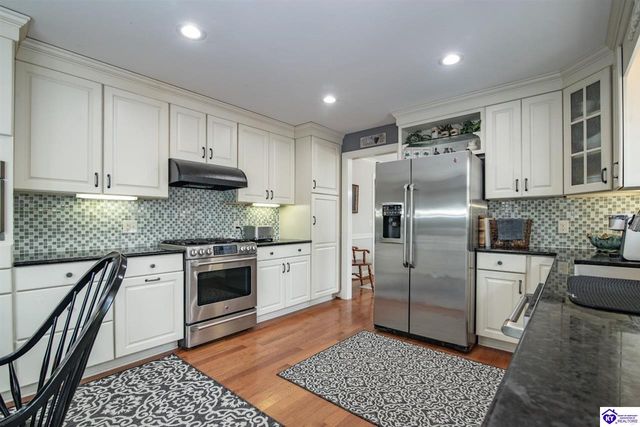 489 Lakeshore Parkway, Brandenburg, KY 40108