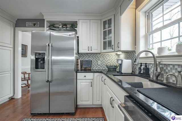 489 Lakeshore Parkway, Brandenburg, KY 40108