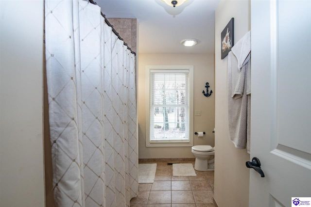 489 Lakeshore Parkway, Brandenburg, KY 40108