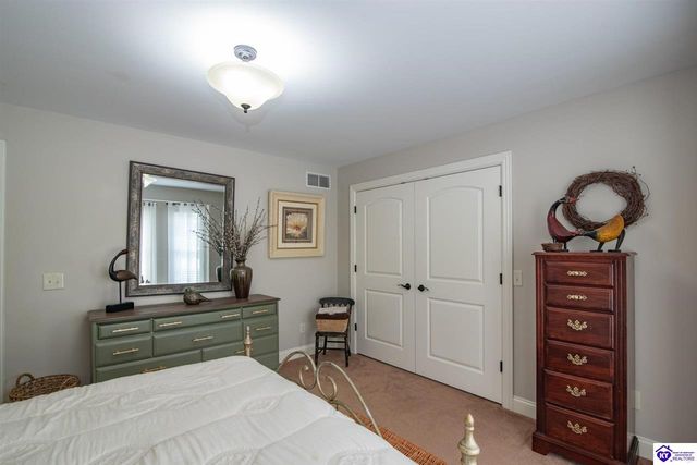 489 Lakeshore Parkway, Brandenburg, KY 40108