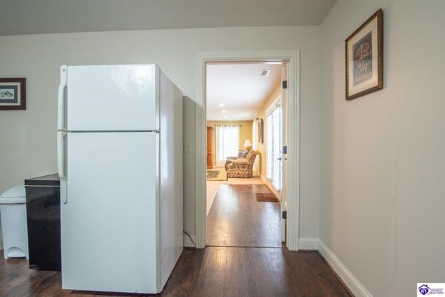 489 Lakeshore Parkway, Brandenburg, KY 40108