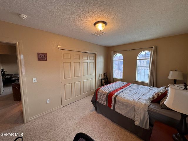 6377 FRANKLIN GATE Drive, El Paso, TX 79912