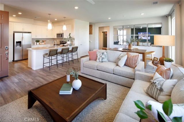 36142 Domingo Avenue 2002, Murrieta, CA 92563