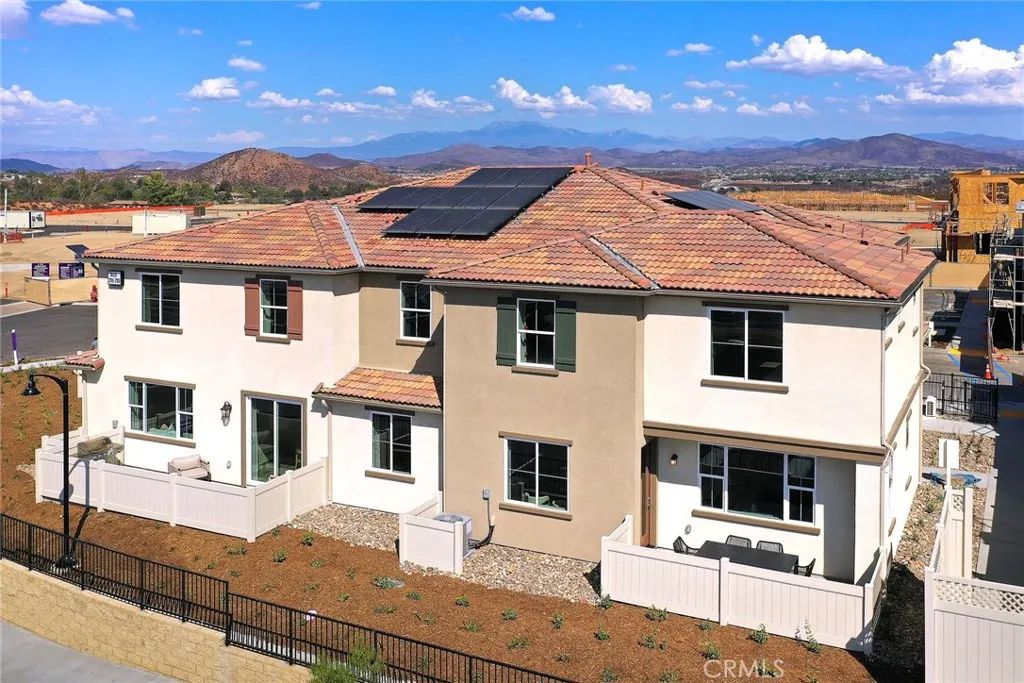 36142 Domingo Avenue 2002, Murrieta, CA 92563
