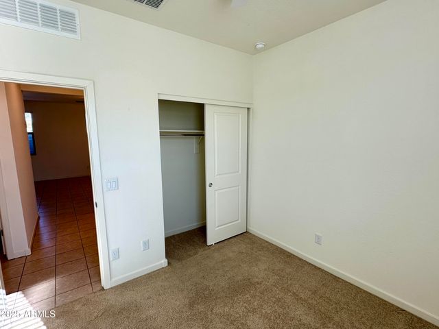 30976 N AUDOBON Drive, San Tan Valley, AZ 85143