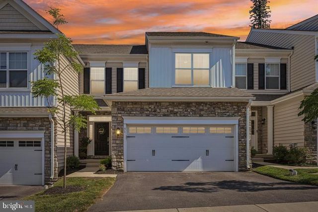 41 MIDSUMMER DR, West Chester, PA 19382