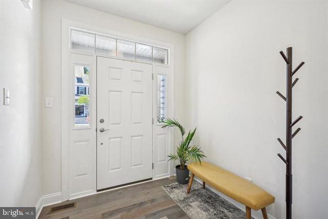 41 MIDSUMMER DR, West Chester, PA 19382