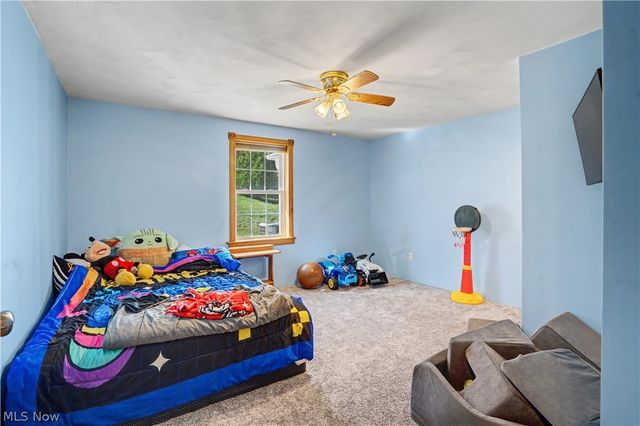 1201 Congress Road, Belpre, OH 45714