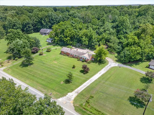 910 Highway 13, Cunningham, TN 37052