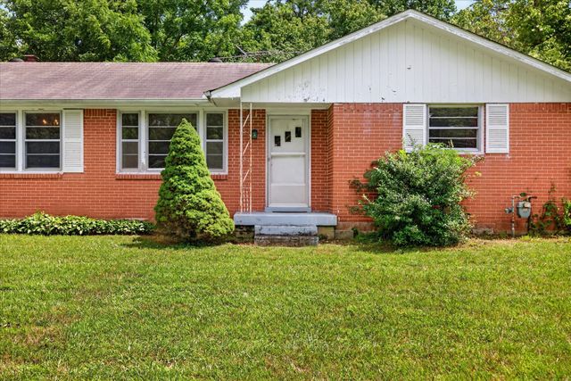 910 Highway 13, Cunningham, TN 37052