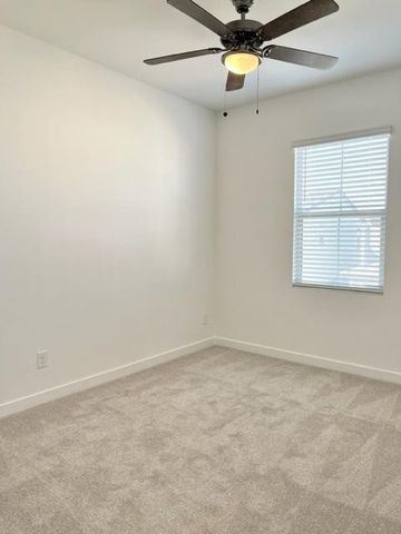 9227 E Smith Avenue, Mesa, AZ 85212