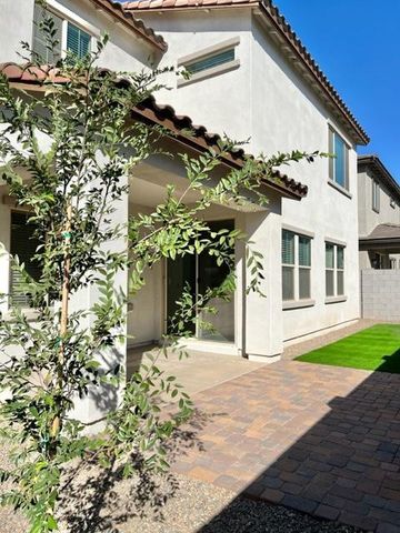 9227 E Smith Avenue, Mesa, AZ 85212