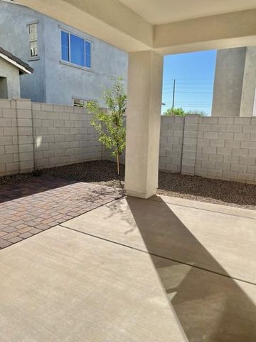 9227 E Smith Avenue, Mesa, AZ 85212