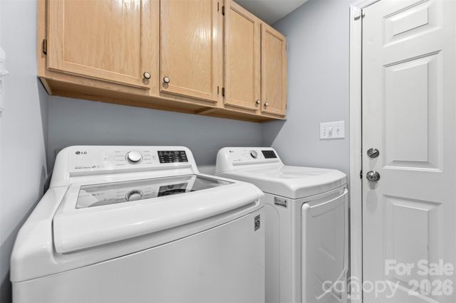 9128 Twilight Hill Court, Charlotte, NC 28277