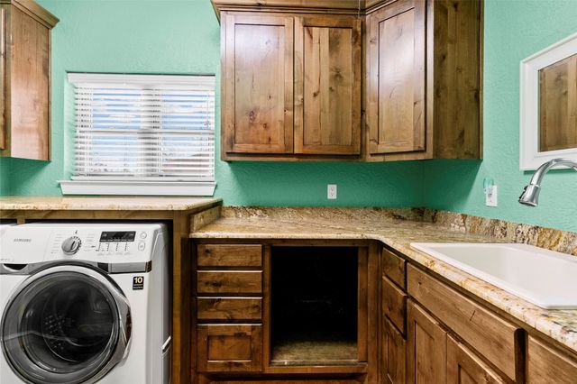 282 County Road 2186, Greenville, TX 75402