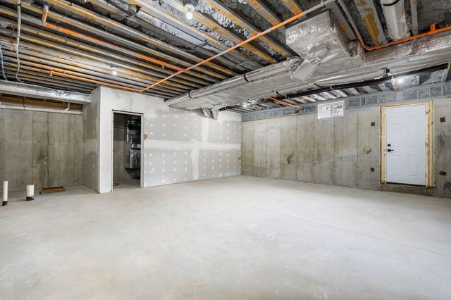 9 Whitman Circle 9, Bellingham, MA 02019