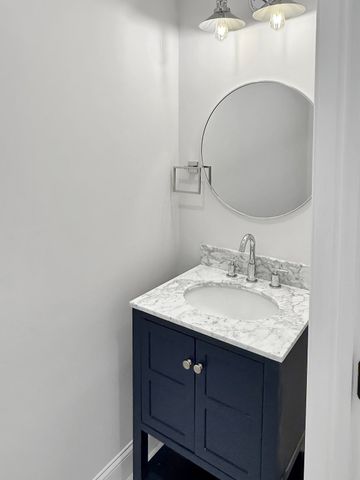 9 Whitman Circle 9, Bellingham, MA 02019