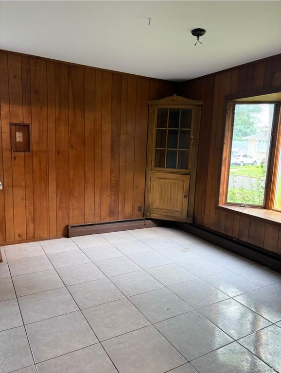 1 Cherokee Street, Massapequa, NY 11758 — photo 3